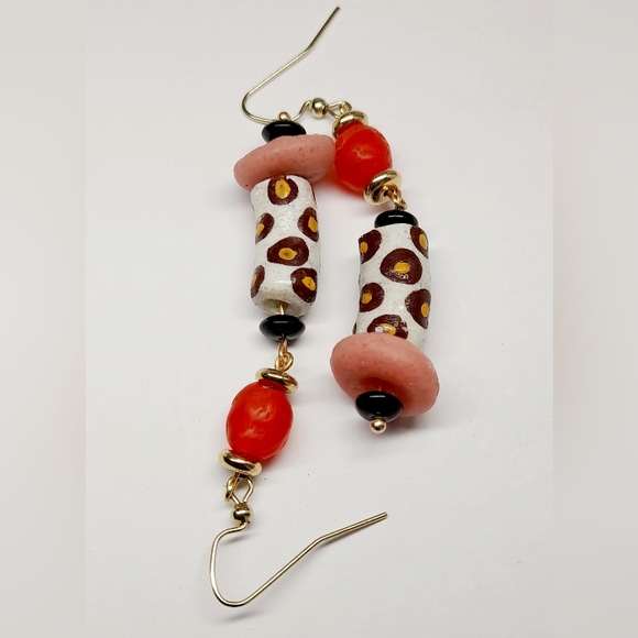 New handmade drop bead earrings - Picture 2 of 5